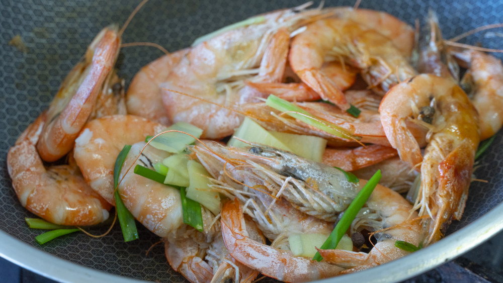 千张包做法:宠爱护理,揭秘宠物界的美食制作秘诀