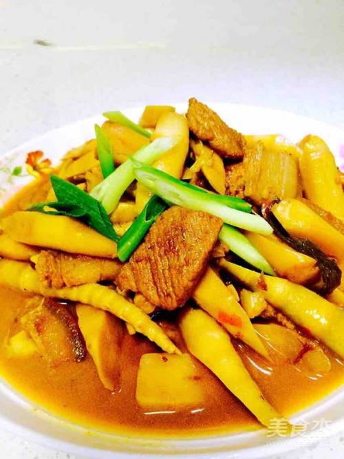 猪肝黄瓜木耳的做法:营养美味,宠物护理人员的私房菜